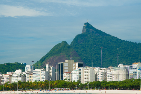 Statue de Cristo as Seen from the Beach